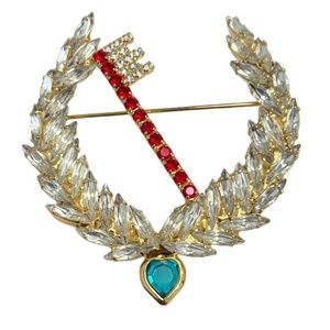 DOROTHY BAUER CLEAR CRYSTAL LAUREL BROOCH WITH RED KEY OR ARROW & GREEN HEART